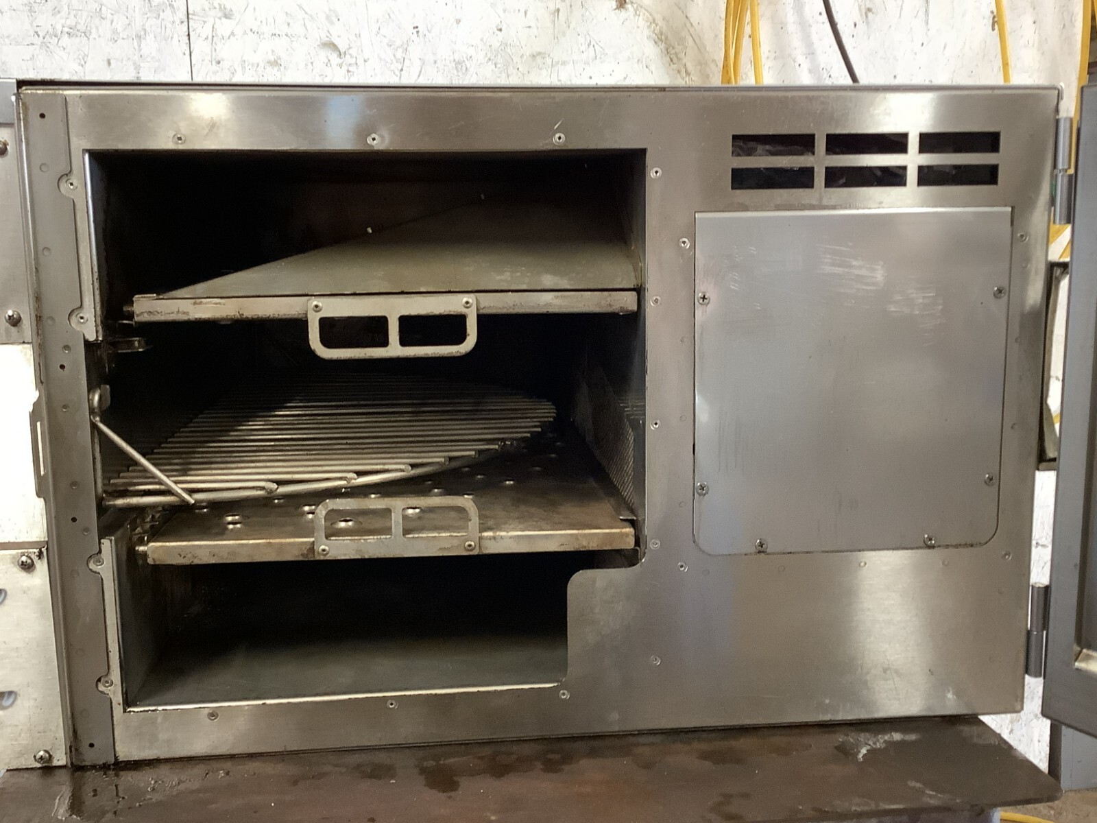 Conveyor Oven Ovention Matchbox M360-12 208/240V 3ph Tested