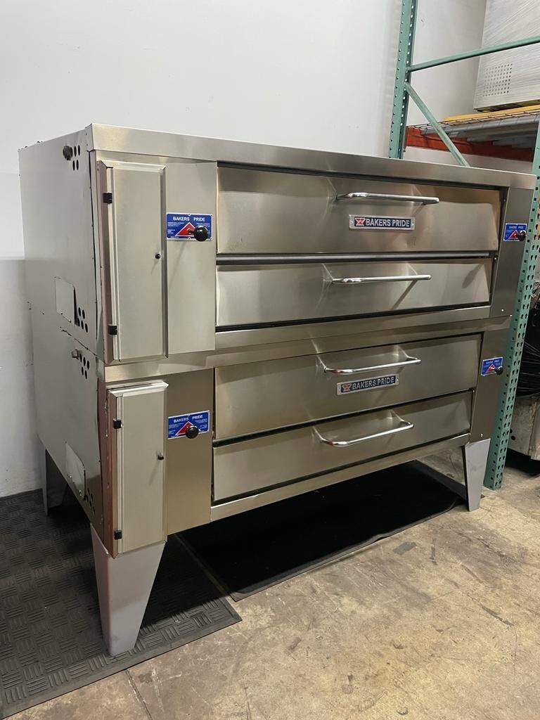 Baker’s Pride Y600 Double Deck Pizza Oven