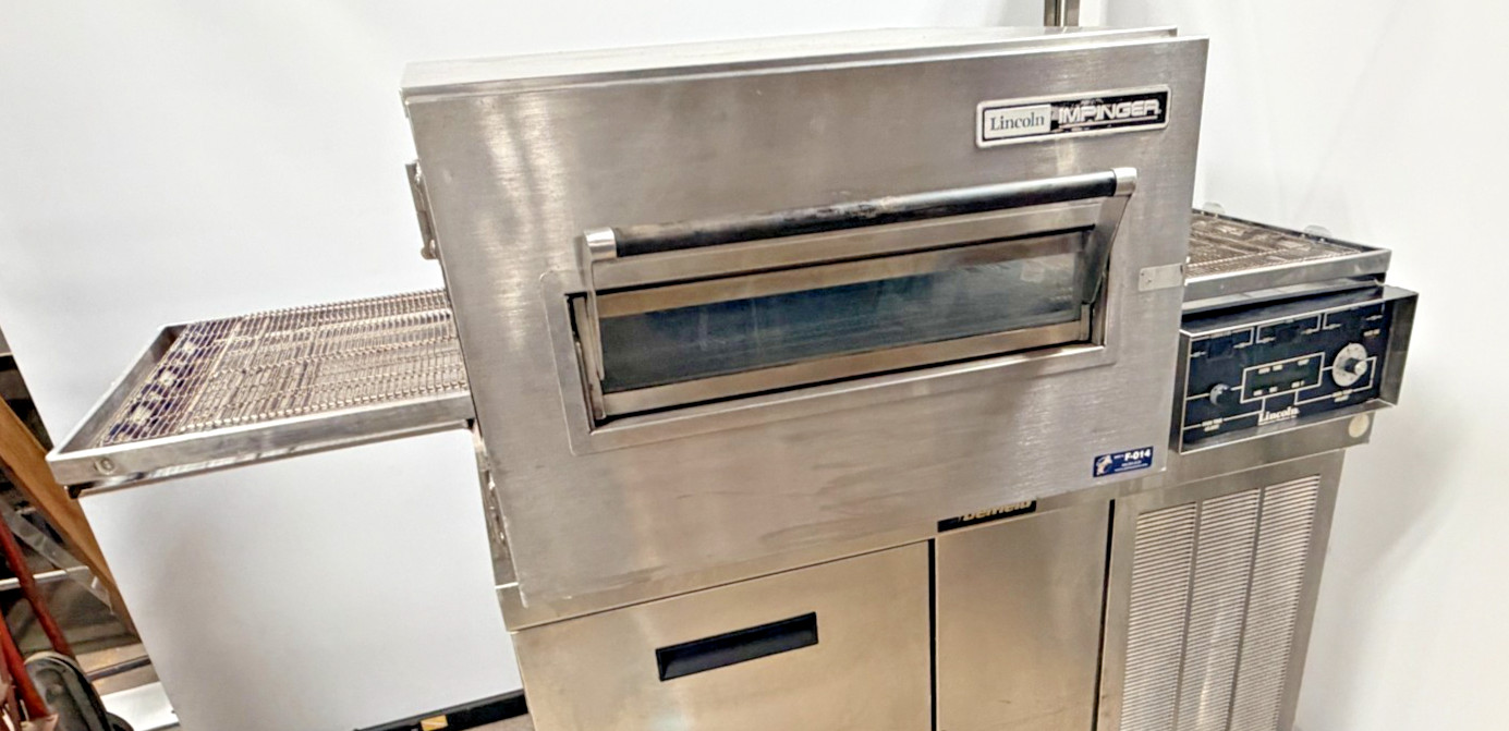 Lincoln Impinger 1116 Pizza Oven Single Deck 18”x 56” Conveyor -Natural Gas