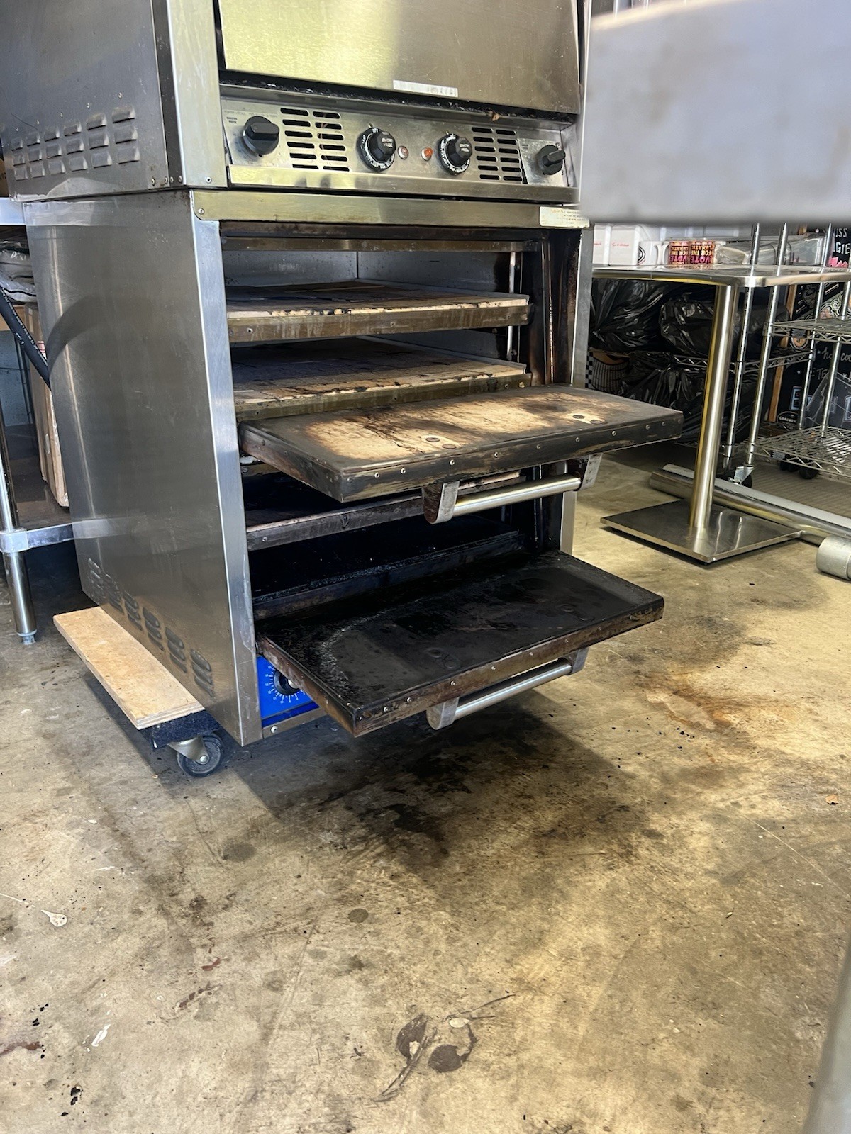 Pizza/Pretzel Stone Deck Oven Bakers Pride P44S 208/240V 3ph TESTED