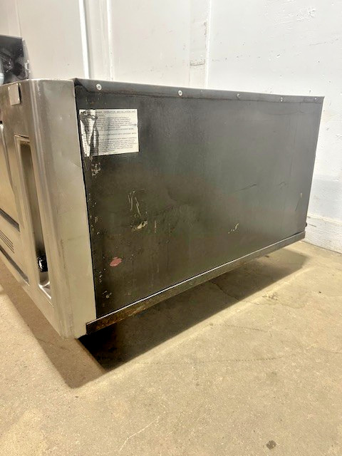 “VULCAN”H.D COMMERCIAL NATURAL GAS SINGLE DECK PIZZA OVEN