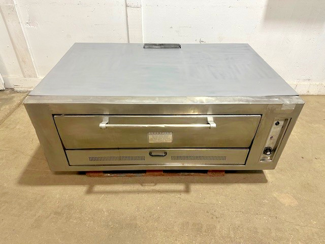 “VULCAN”H.D COMMERCIAL NATURAL GAS SINGLE DECK PIZZA OVEN