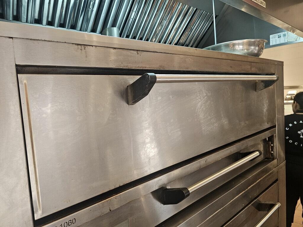 Marsal SD 1060 Commercial Double Deck Gas Pizza Oven with stones Year 2017