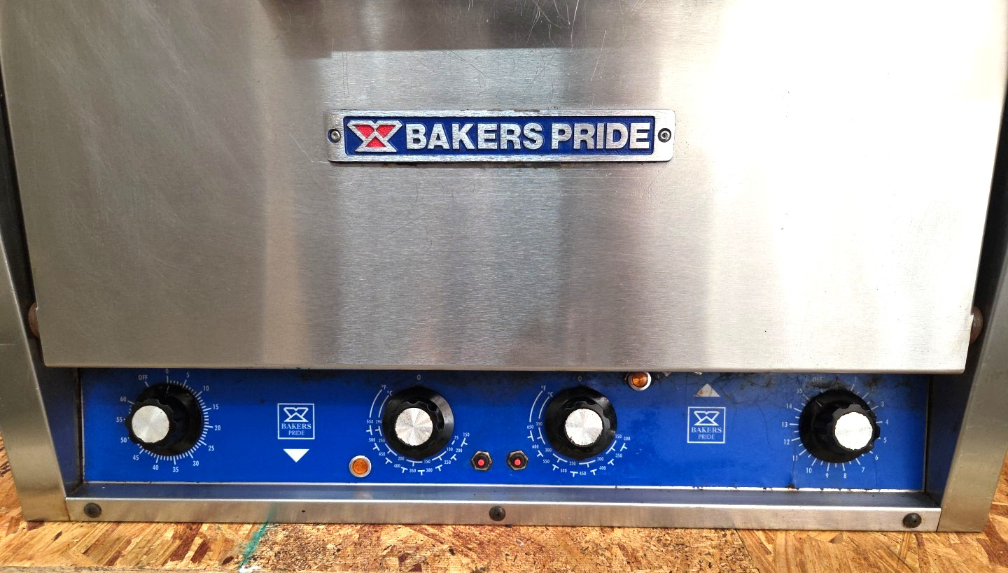 BAKERS PRIDE P46S HearthBake 26″ Electric Countertop Double Deck Pizza Oven