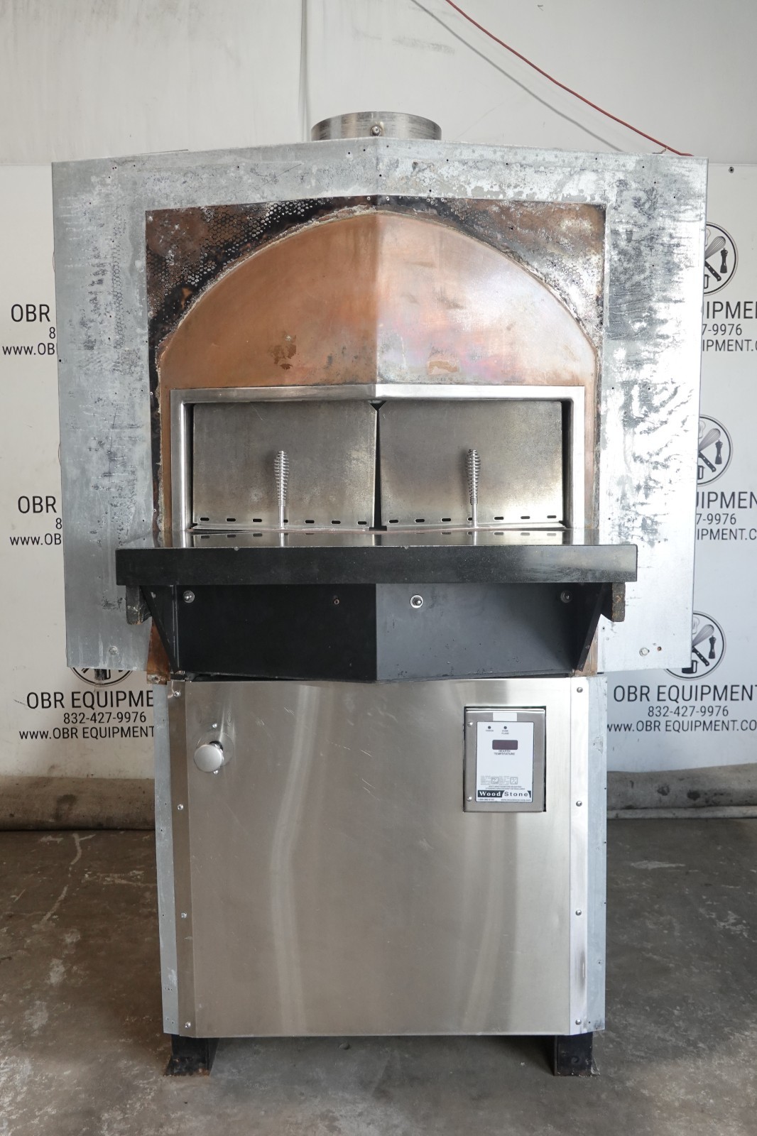 WOODSTONE NATURAL GAS MT. ADAMS 5” STONE HEARTH PIZZA OVEN MODEL WS-MS-5-RFG-NG