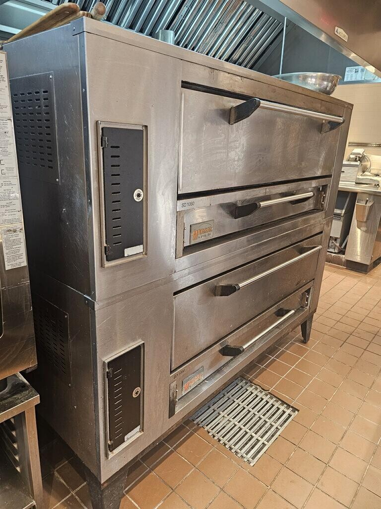 Marsal SD 1060 Commercial Double Deck Gas Pizza Oven with stones Year 2017