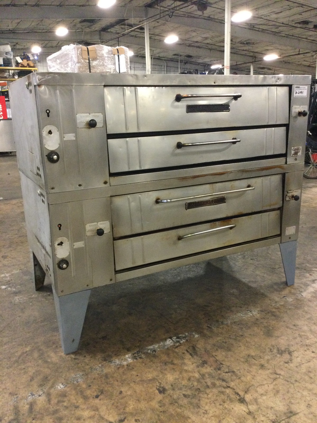 Bakers Pride Y600 Gas Double Deck Pizza Oven With Stones