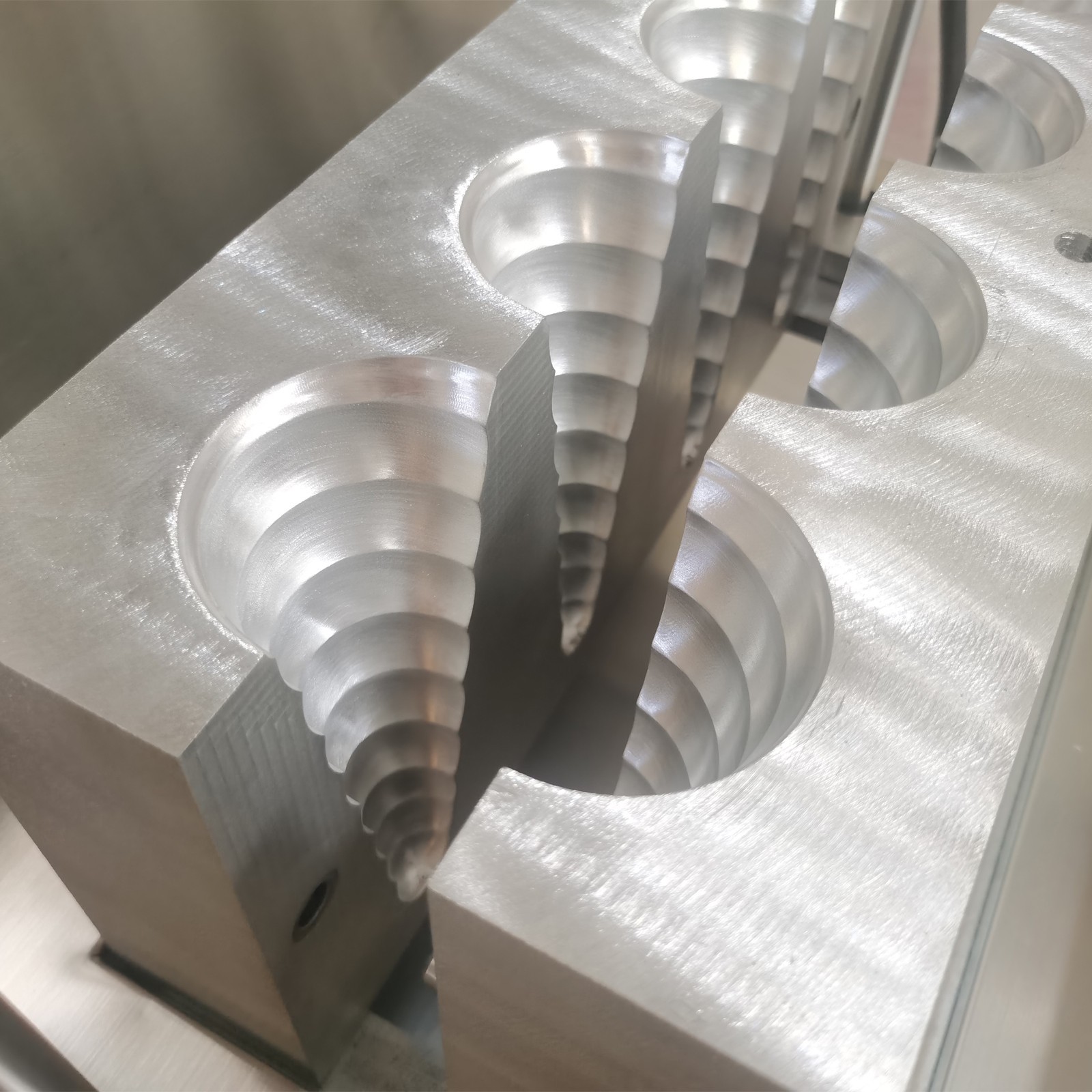 Commercial 4-Head Cone Pizza Forming Press | Adjustable Temp | Emergency Stop