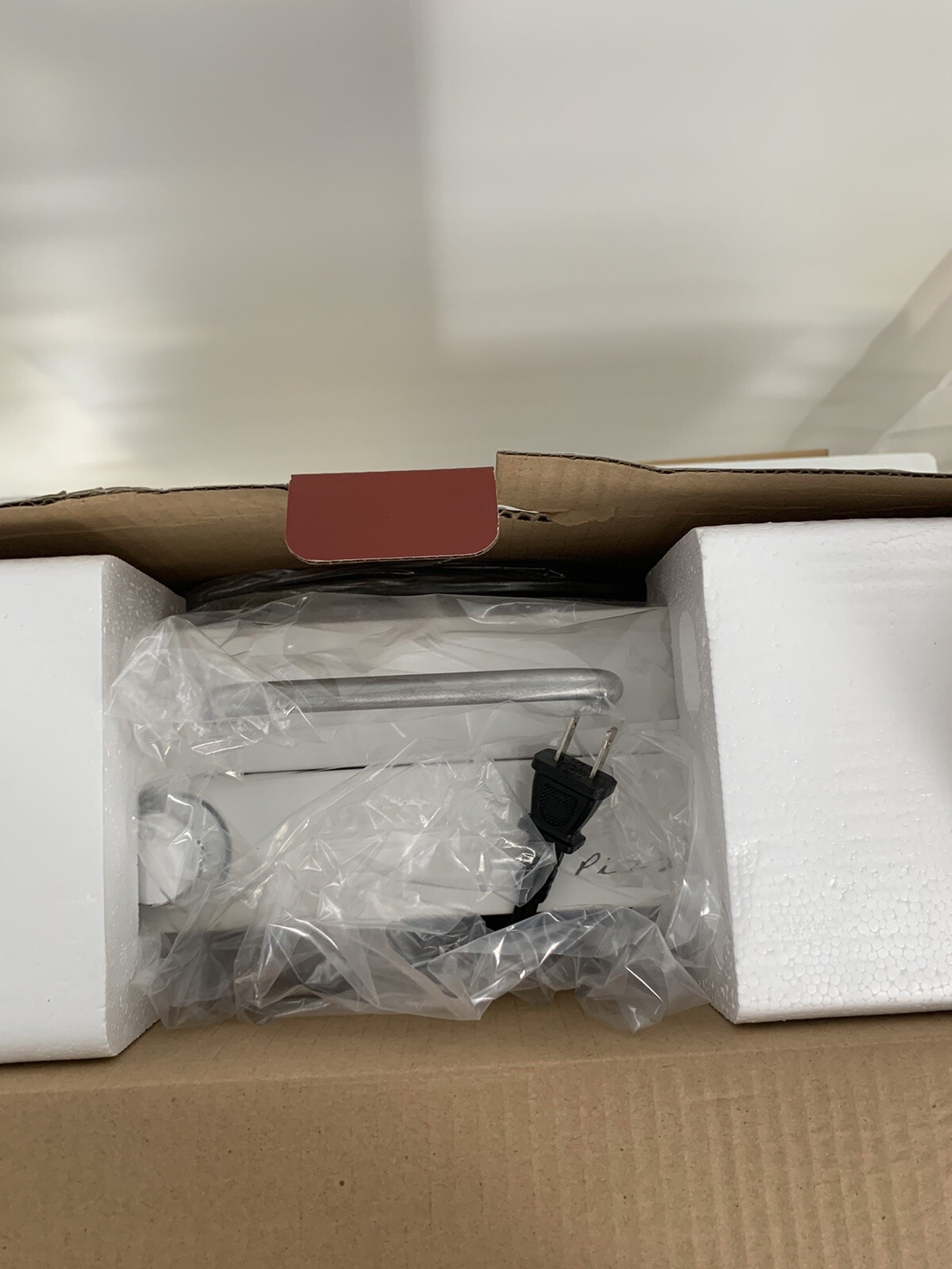 BRAND NEW CuiZen PIZ4012 Pizza Box Oven Medium White COOKING 12″ ROTATING PAN