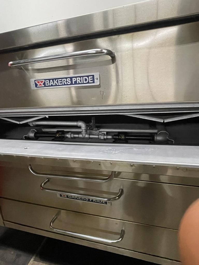 Baker’s Pride Y600 Double Deck Pizza Oven