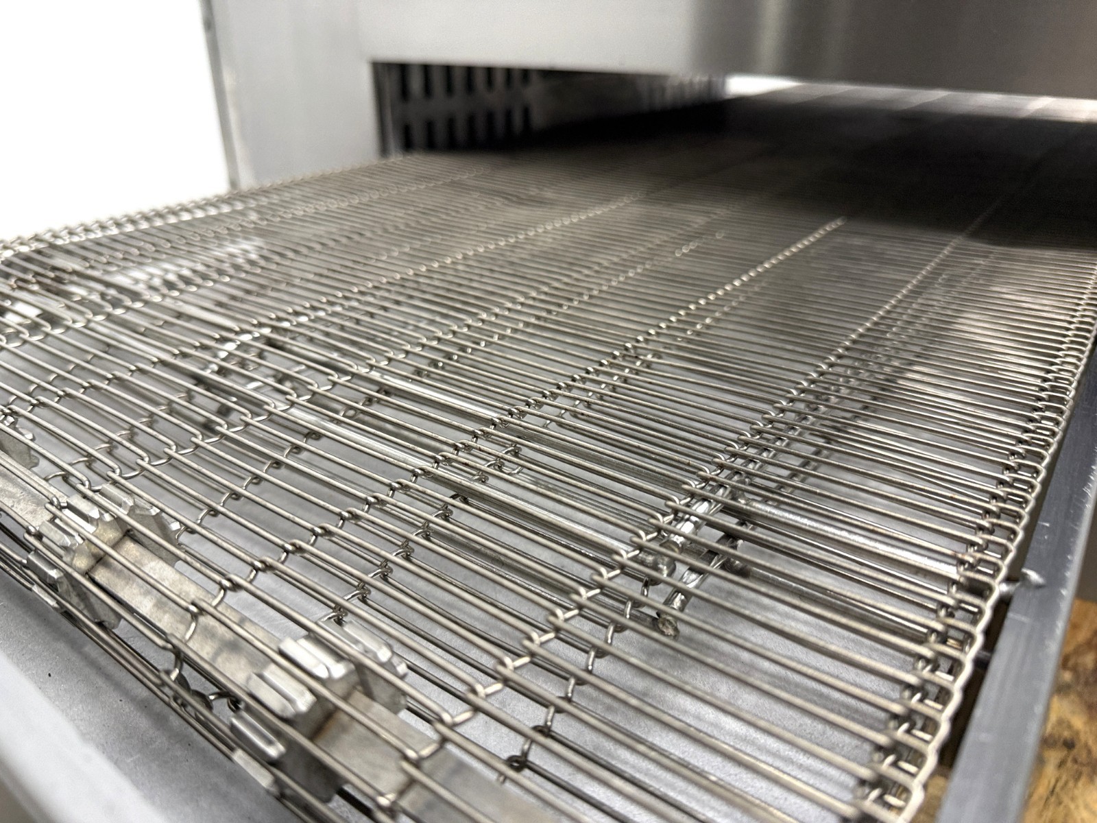 2022 Lincoln 2500, Electric, Conveyor oven w/Extended Conveyor Refurb w/WARRANTY