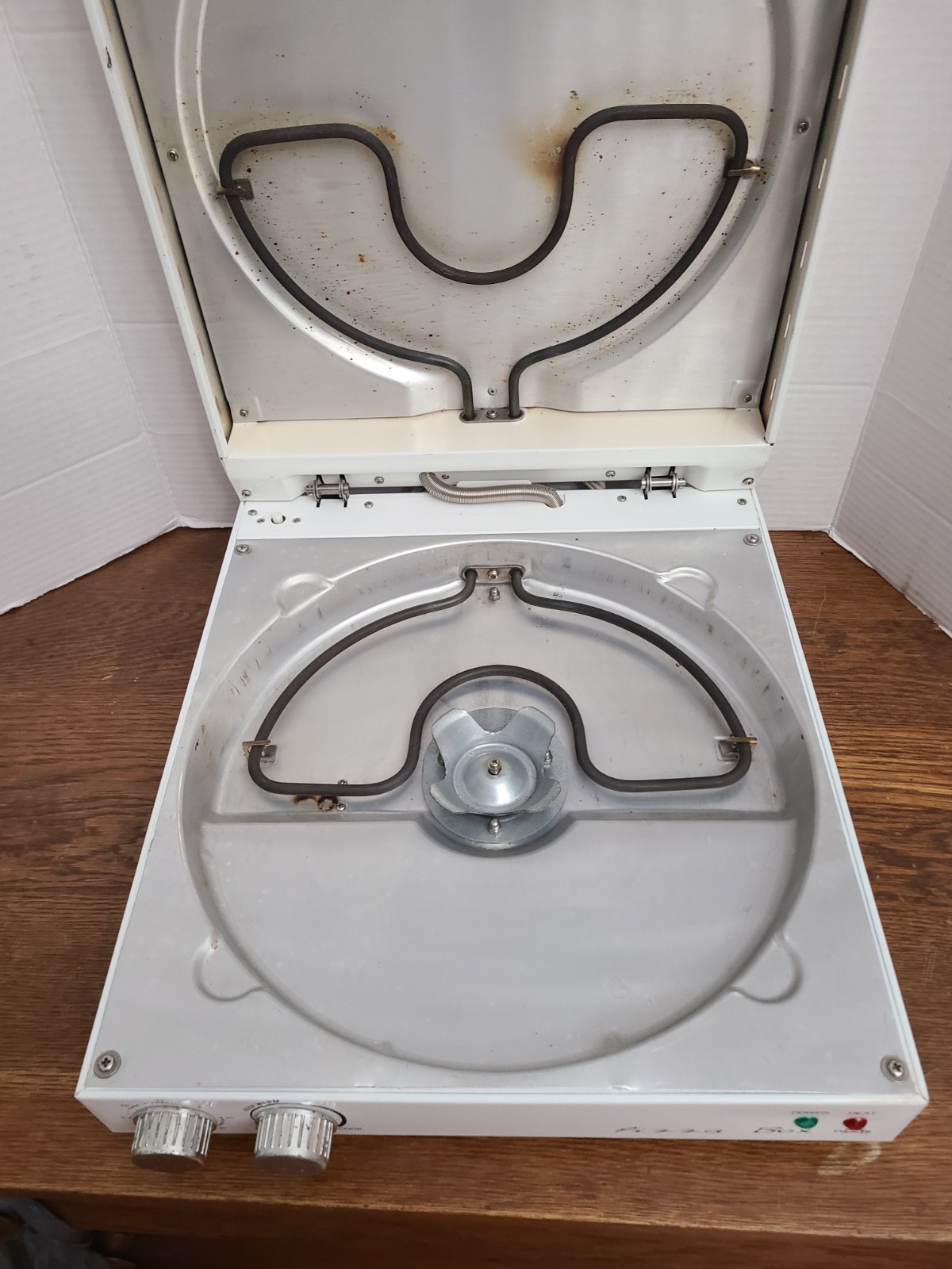 WORKS Cuizen Pizza Box Countertop Pizza Oven w/ 12″ Rotating Pan PIZ-4012