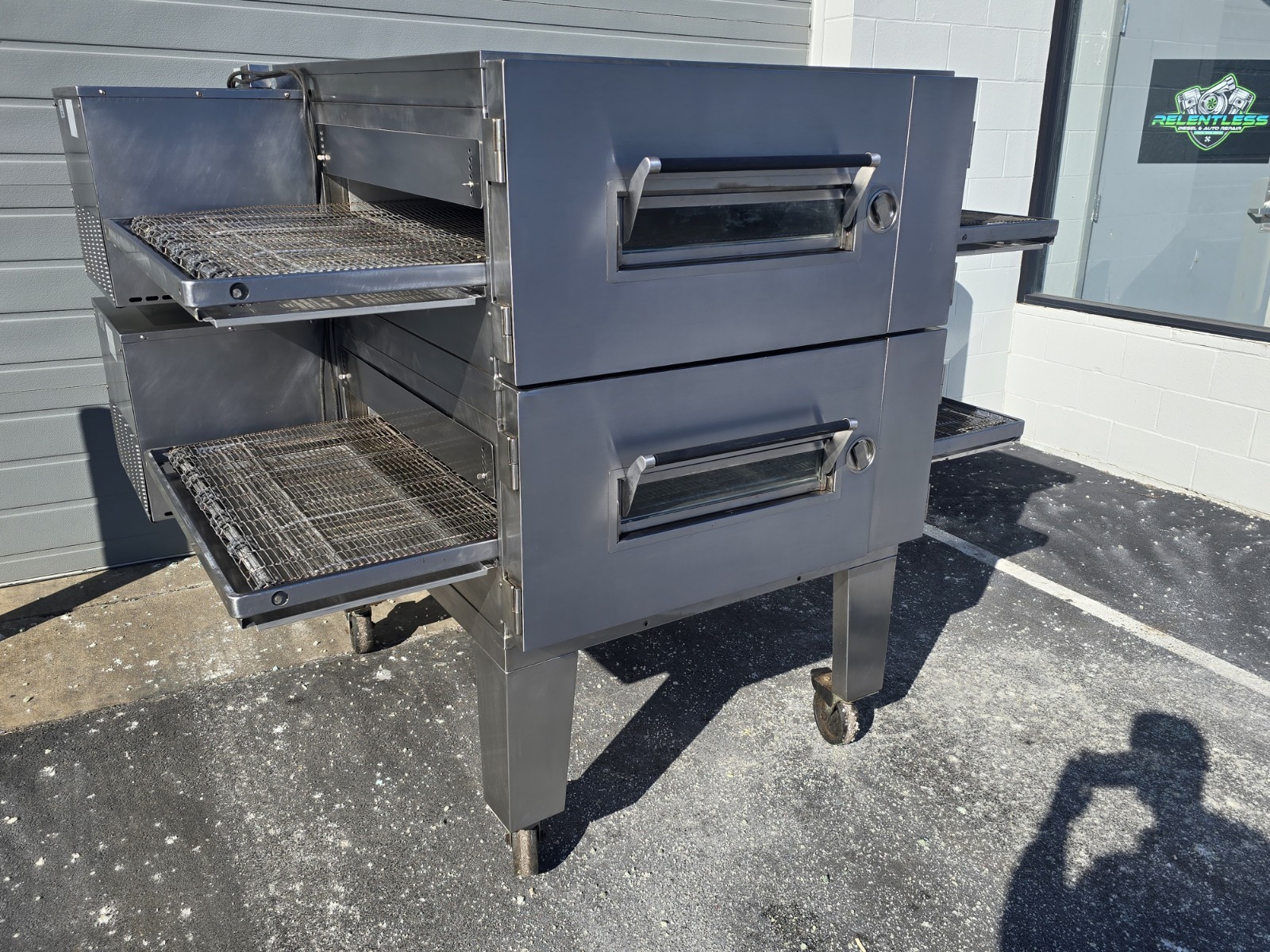 Lincoln Impinger 1600 Double Deck Gas Fired Conveyor Pizza Oven 32″