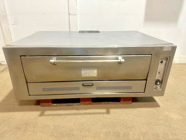 “VULCAN”H.D COMMERCIAL NATURAL GAS SINGLE DECK PIZZA OVEN